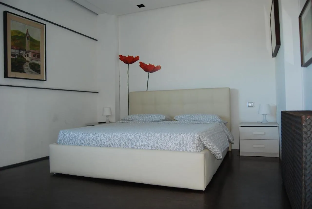 Le Vele Affittacamere Desenzano del Garda Italy